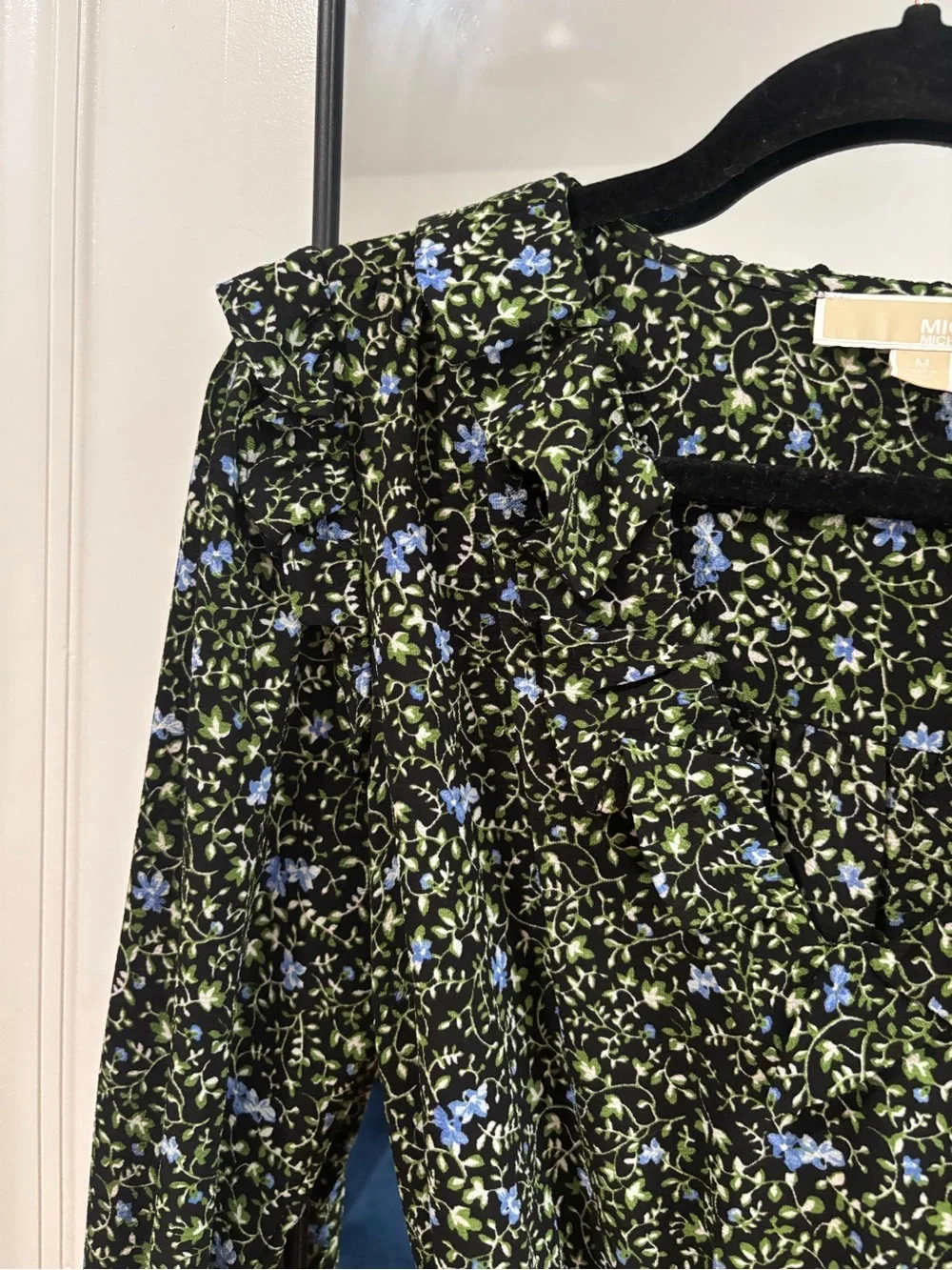 Michael Kors Women's Long Sleeve Midi Dress in Black, Blue & Green Floral Size M